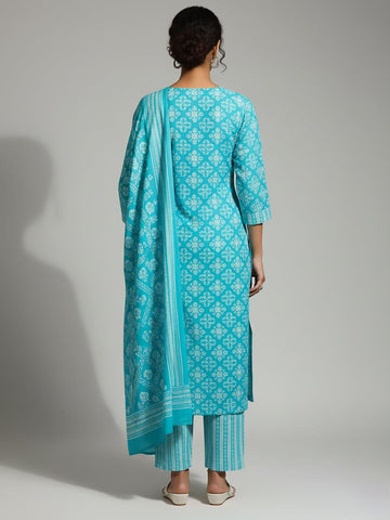 Varanga Women Floral Printed V Neck Kurta with Trouser & Dupatta