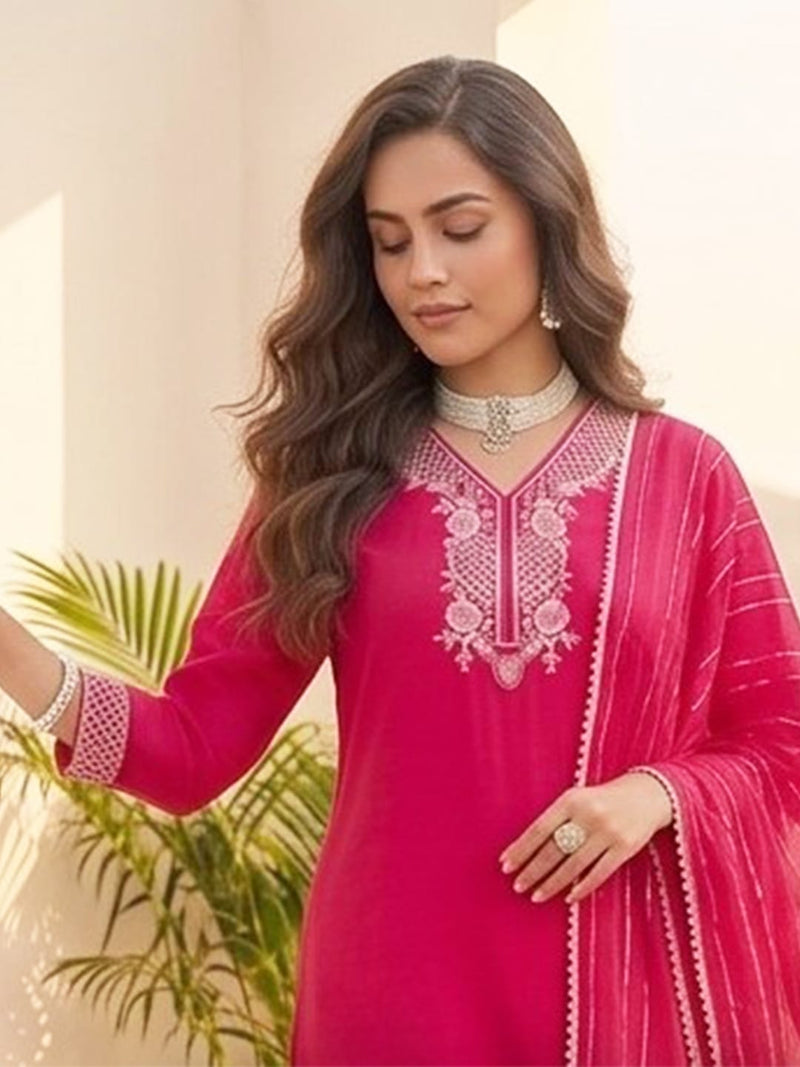 Varanga Women Kurta With Trousers And Paired With Dupatta Featuring Lurex And Lace Detailing