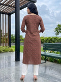 Varanga Women Maroon And Blue Bandez Printed Straight Kurta