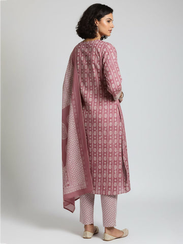 Varanga Women Floral Printed V Neck Kurta with Trouser & Dupatta