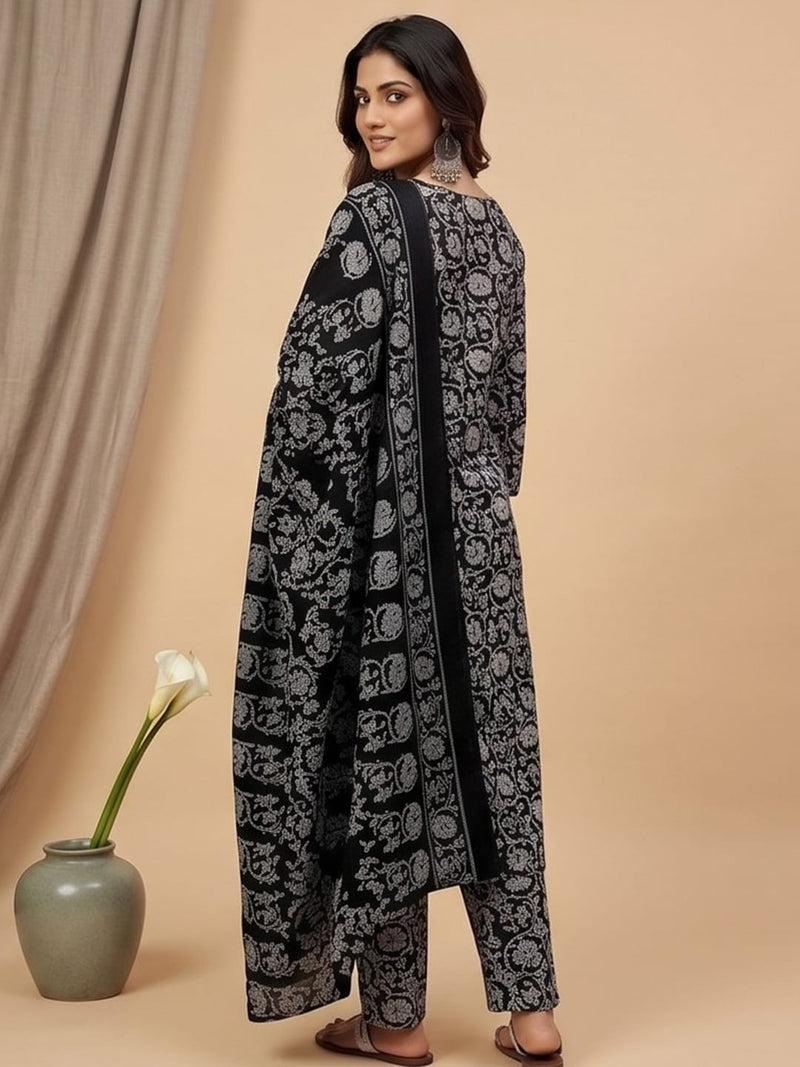 Varanga Women Ethnic Black Kurta Set With Dupatta