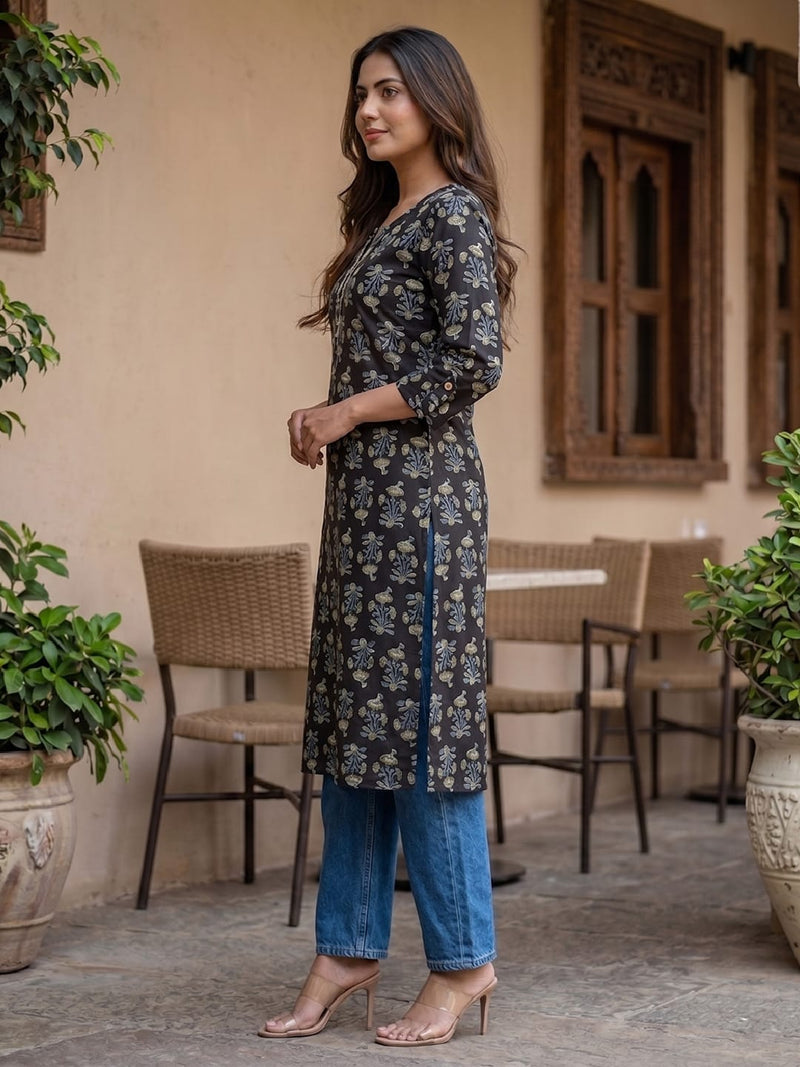 Women's Black Straight Printed Kurta