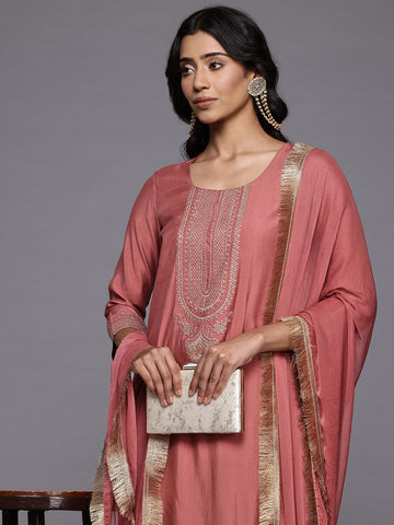 Varanga Women Coral Zari Embroidered Straight Kurta With Trousers And Fringed Dupatta