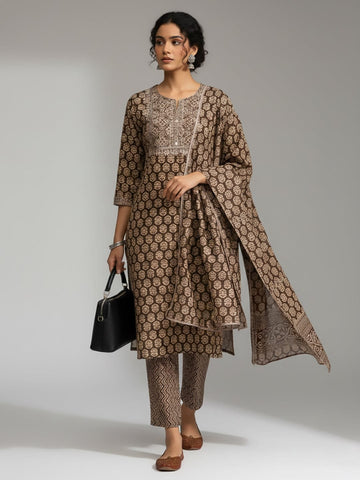 Brown Ethnic Jaipuri Printed Thread Embroidered Kurta With Trouser & Dupatta