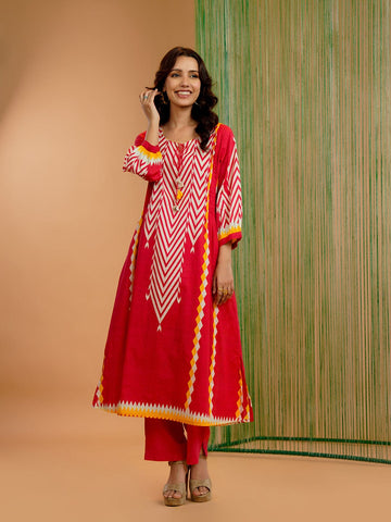 Women's Straight-Fit Red Kurti featuring Geometric Front Panel