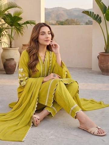 Kurta Set With 3D Work On The Sleeves Paired With Solid Trousers And Dupatta.