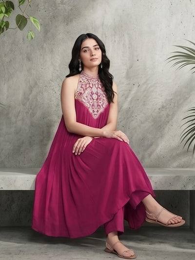 Varanga Women Fushcia Embroidered Sleeveless Flared Kurta Paired With Tonal Bottom