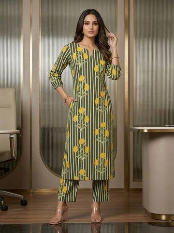 Minimalist & Direct Kurta Set