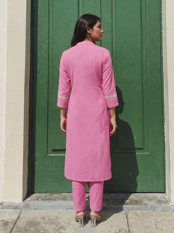 Elegant Pink Embroidered Kurta Set Crafted For Timeless Everyday Charm.
