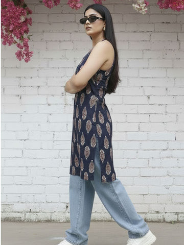 Black Buta Print Short Kurti