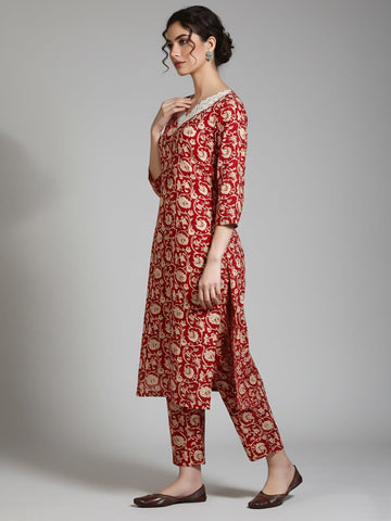 Varanga Women Gota Embroidered Yoke Kurta With Trousers And Dupatta