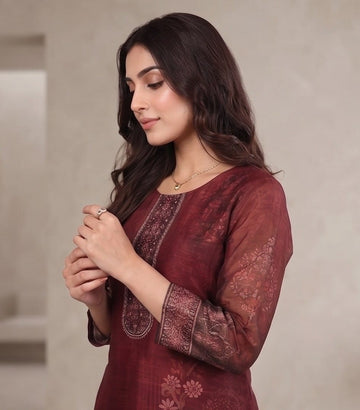 Varanga Women Maroon Floral Printed Kurta Paired With Bottom & Dupatta