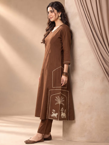 Varanga Women Ethnic Motifs Embroidered Pure Cotton Kurta with Trousers