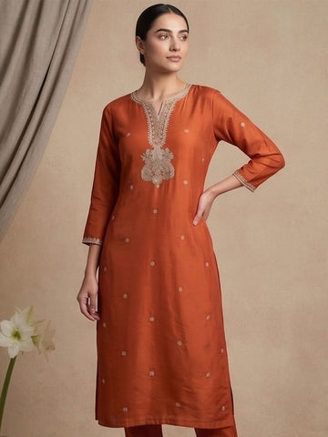 Kurta Set With Intricate Zari Embroidery And Ankle-Length Trousers And An Embroidered Dupatta