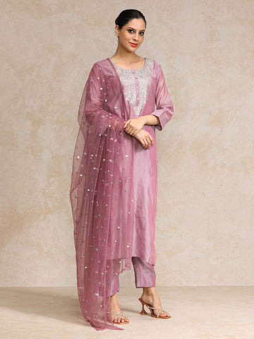 Varanga Women Mauve Zari Yoke Design Chanderi Silk Kurta with Trousers & Dupatta