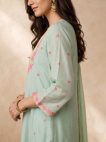 Women's Mulmul Chanderi Kurta Set With Chiffon Dupatta