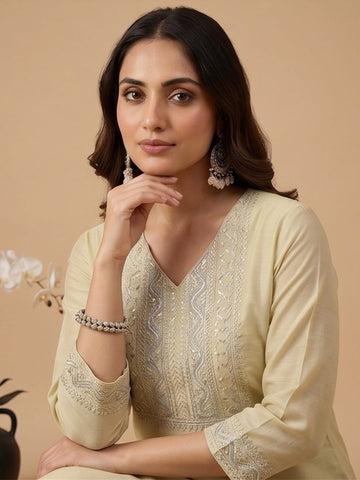 Varanga Women Shimmer Fabric Kurta Set Paired With Tonal Bottom With Sparkling Lurex Dupatta
