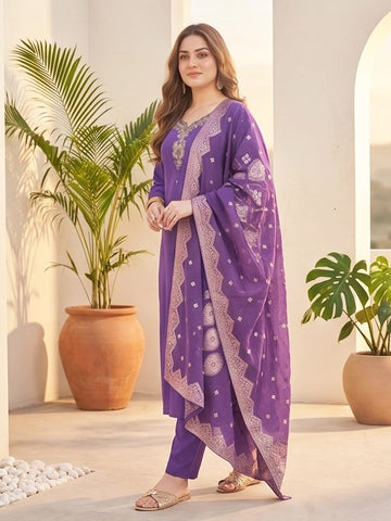 Kurta Set with solid ankle-length trousers, and a brocade dupatta