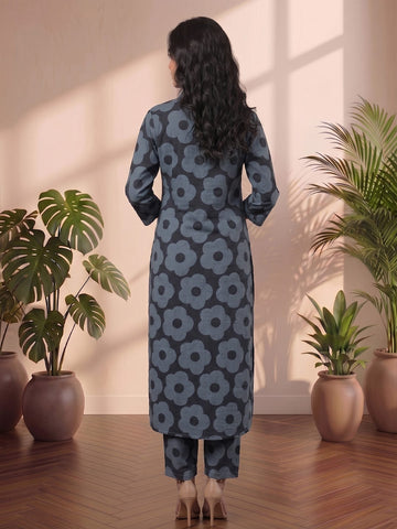 Bold Floral Prints Meet Effortless Comfort In This Chic Midnight Blue Kurta Set