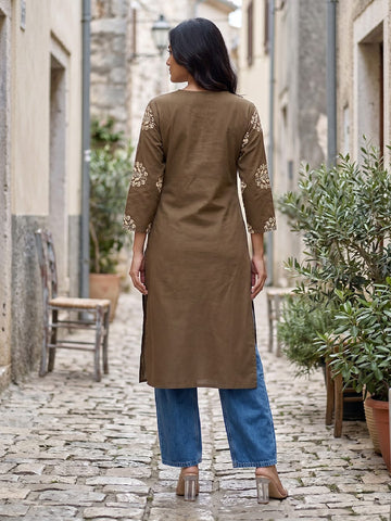Straight Kurta With Embroidered Yoke