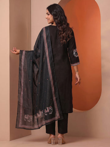 Women's Ethnic Elephant Border Kurta & Trouser With Dupatta Set