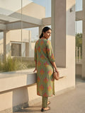 Modern & Chic Kurta Set