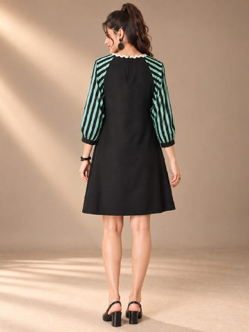 Varanga Colourblocked Puff Sleeve Ruffled A-Line Dress