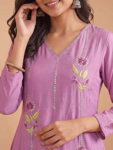 Lavender Mulmul Chanderi Kurta Set With Solid Trouser & Dupatta.