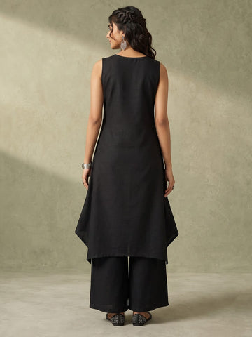 Black Kurta Set With Playful Typography Motif