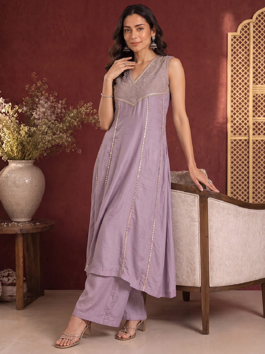 Varanga Women Ethnic Motifs Embroidered Regular Thread Work Silk Georgette Kurta with Palazzos