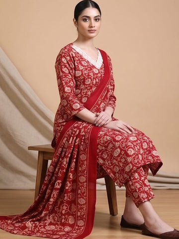 Varanga Women Ethnic Red Kurta Set With Dupatta
