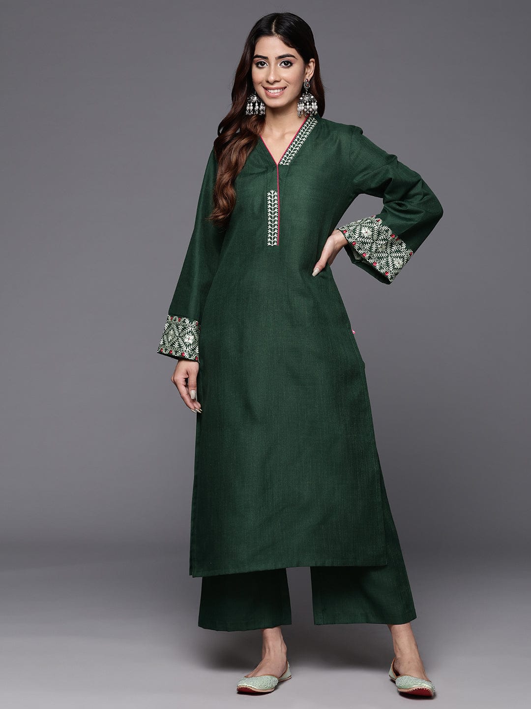 Varanga Women Green Embroidered Long & Flared Sleeves Kurta With Tonal Bottom