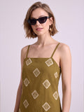 Women Print Maxi Dress With Adjustable Straps And A Sleek Silhouette .