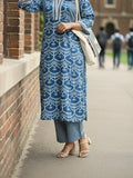 Blue Ethnic Printed Straight Kurta with Notched Neck and Three-Quarter Sleeves