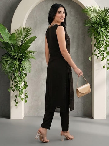 Retro-Chic Kurta Set