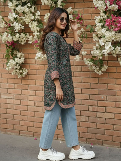 Artistic & Artisanal Cotton Kurti