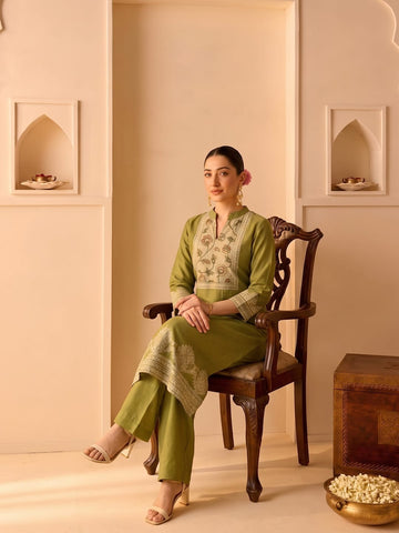 Chanderi Printed Kurta With Trouser And Dupatta