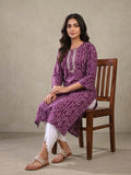 Varanga Women Purple & White Bandhani Printed Kurta