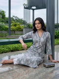 Varanga Women Grey 3/4Th Sleeve, V Neck Collared Kurta.