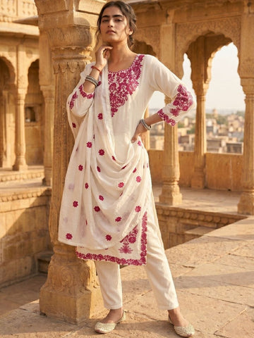 Rose Bloom Embroidery Women's Kurta Set