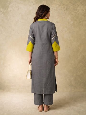 Grey Kurta Set With Vibrant Contrast Detailing