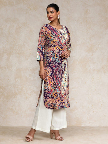 Varanga Women paisley printed three quarter sleeve Kurta