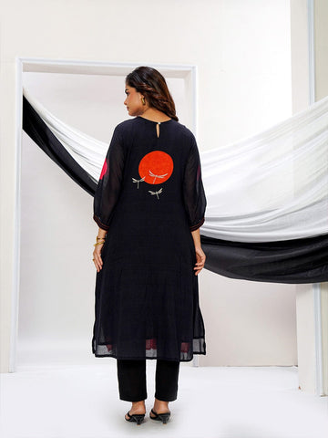 Abstract Print Black Kurti with Contrast Geometric Pattern