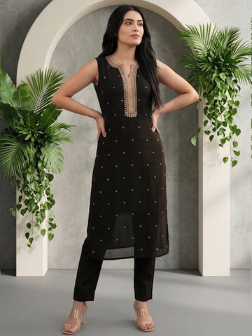 Retro-Chic Kurta Set