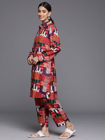 Varanga Women Multi Colour Abstract Printed Straight Kurta With Tonal Bottom