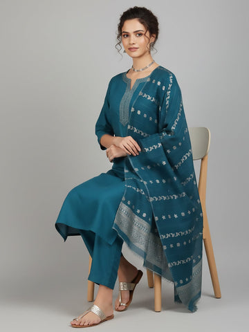 Varanga Women Thread detailed yoke Kurta and Trouser with Dupata