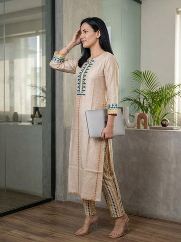Minimalist Kurta Set In Cream