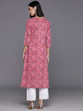 Varanga Women Pink Bandhani Printed Straight Kurta With Three Quarter Sleeves