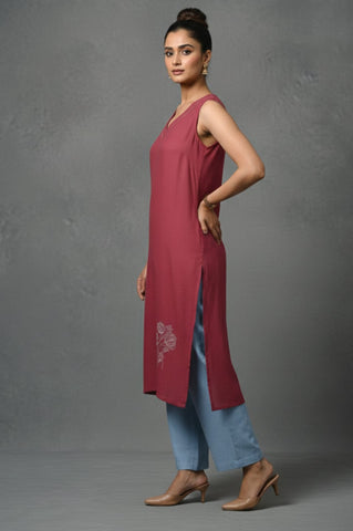 Sleeveless Solid Kurta with V-Neck and Subtle Floral Embroidery