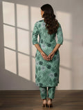 Modern & Sophisticated Kurta Set